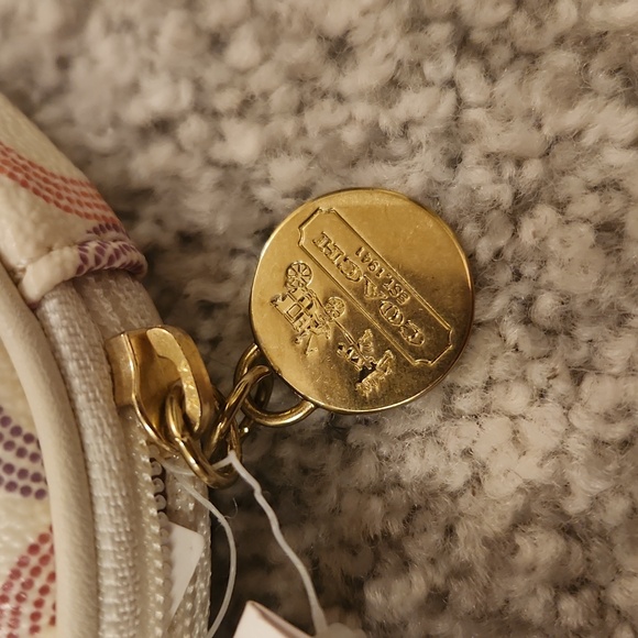 Coach Circle Coin Purse Pebbled Leather Cream pink Signature Op Art Logo Pouch - Picture 3 of 7